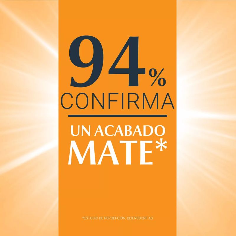 Eucerin Oil Control Protector Solar Toque Seco 50+ FPS (50 ml)